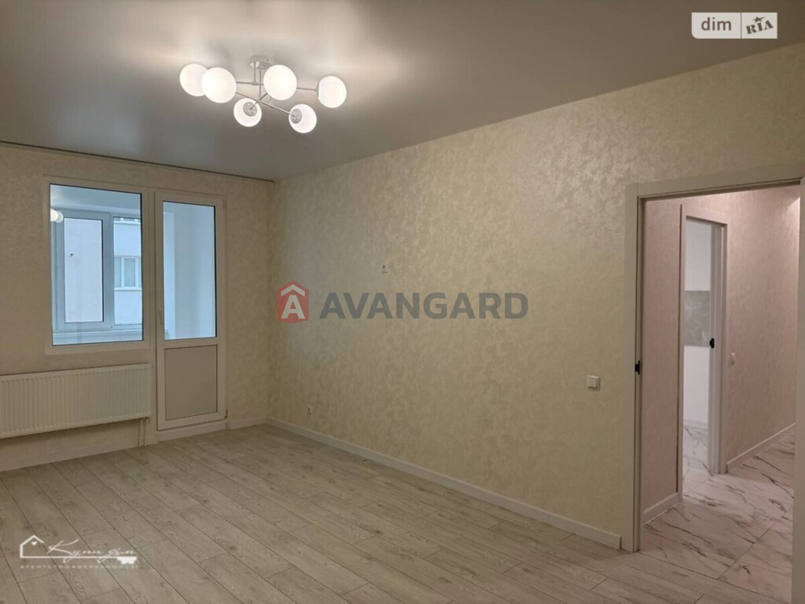 2 ��. ��������, 68/32/18 ��. �., 6/10 ������ ���� 1