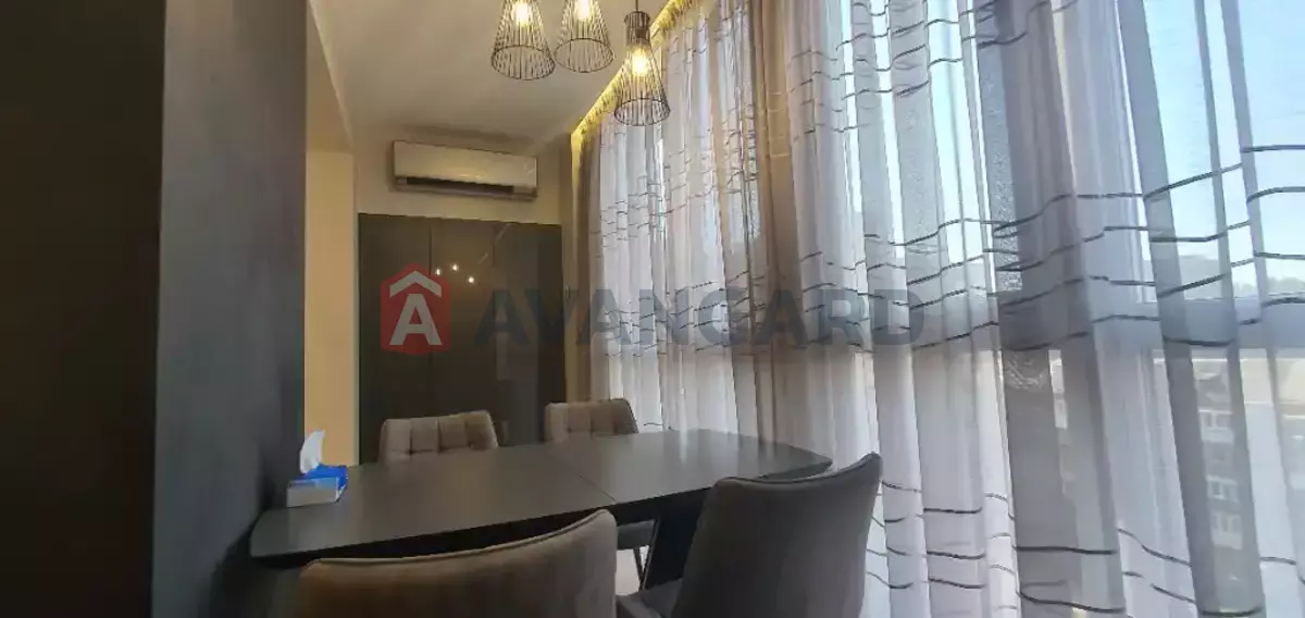 3 ��. ��������, 80/-/- ��. �., 8/9 ������ ���� 15