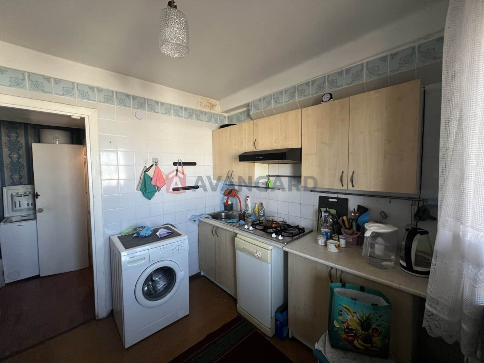 2 ��. ��������, 49/30/9 ��. �., 8/9 ������ ���� 2