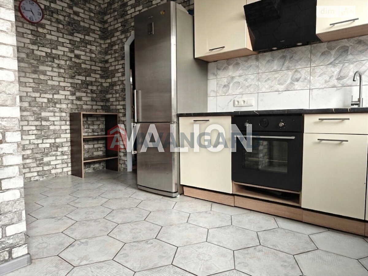 1 ��. ��������, 40/29/12 ��. �., 1/2 ������ ���� 2