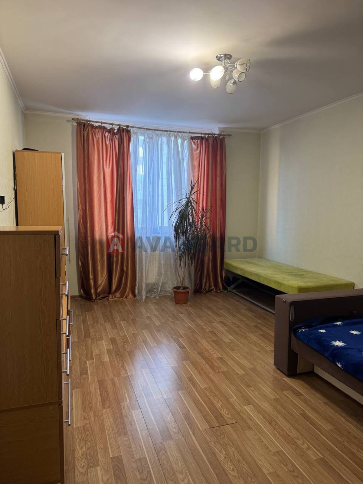 1 ��. ��������, 51/22/12 ��. �., 11/24 ������ ���� 10