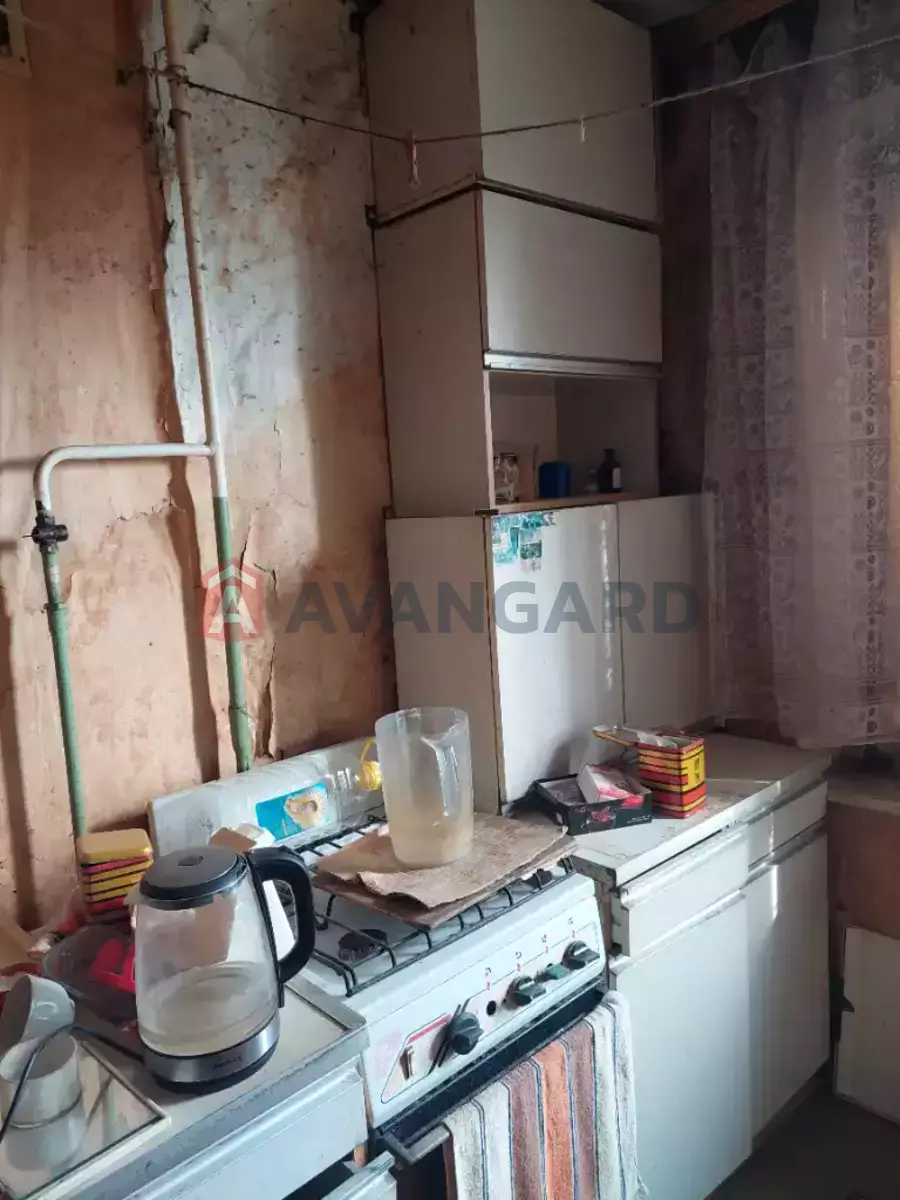 2 ��. ��������, 49/29/7 ��. �., 8/10 ������ ���� 1