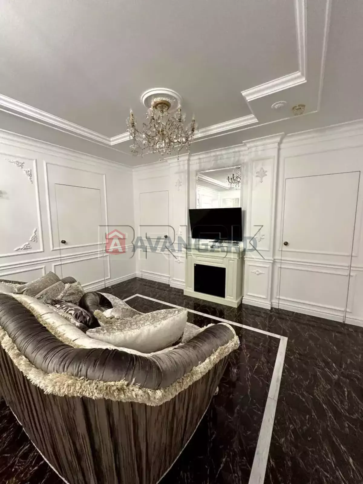 2 ��. ��������, 84/30/15 ��. �., 15/26 ������ ���� 4