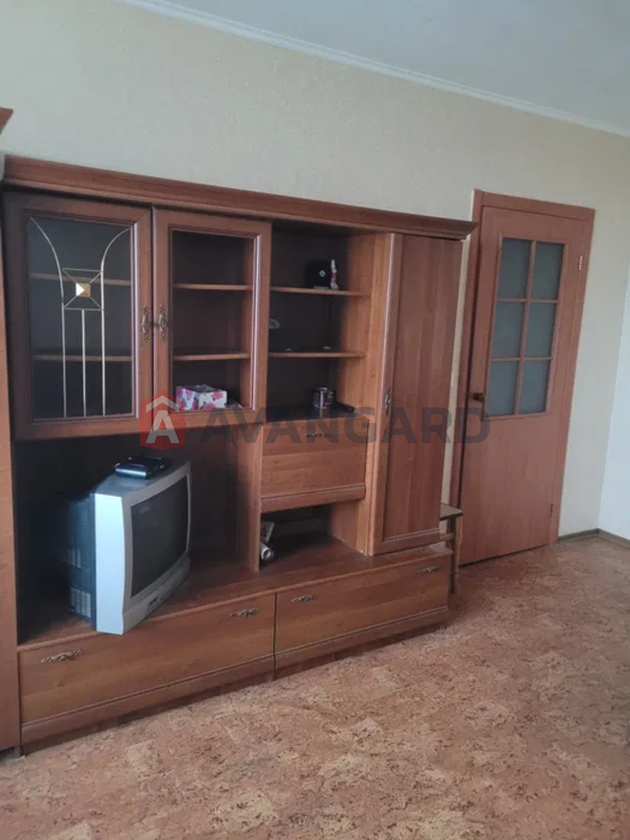 2 ��. ��������, 52/-/7 ��. �., 9/9 ������ ���� 3