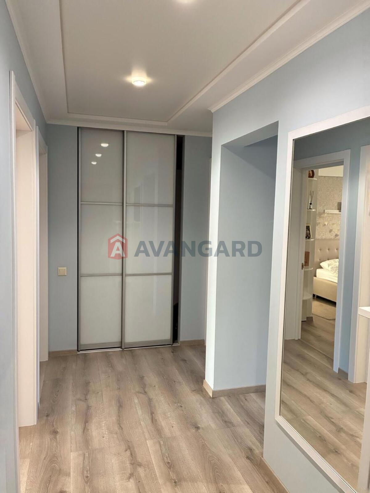 3 ��. ��������, 67/-/8 ��. �., 1/16 ������ ���� 12