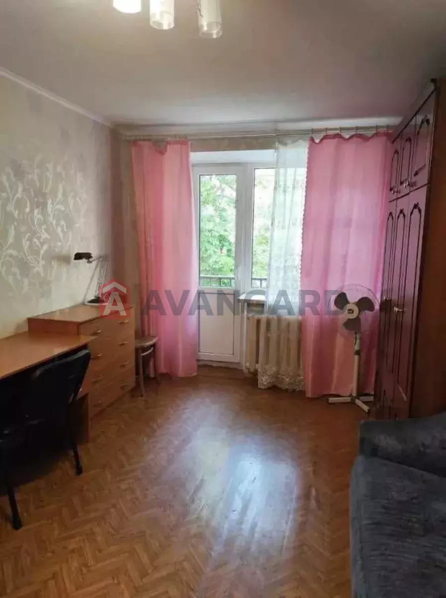 1 ����. ��������, 33/-/6 ��. �., 2/5 ���� ���� 9