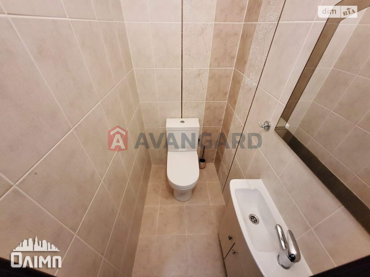 3 ��. ��������, 100/-/- ��. �., 7/9 ������ ���� 14