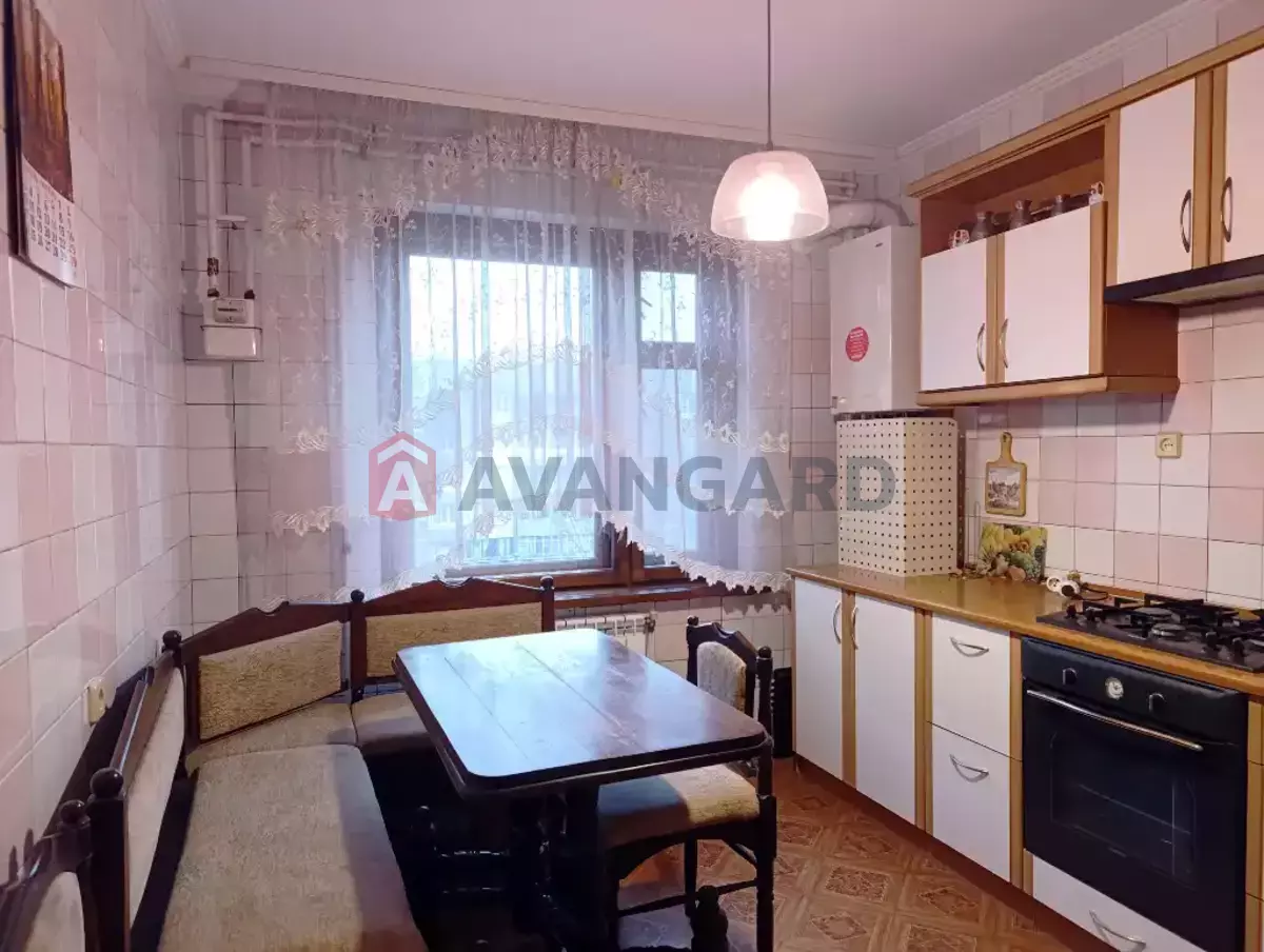 3 ��. ��������, 66/-/9 ��. �., 8/9 ������ ���� 2