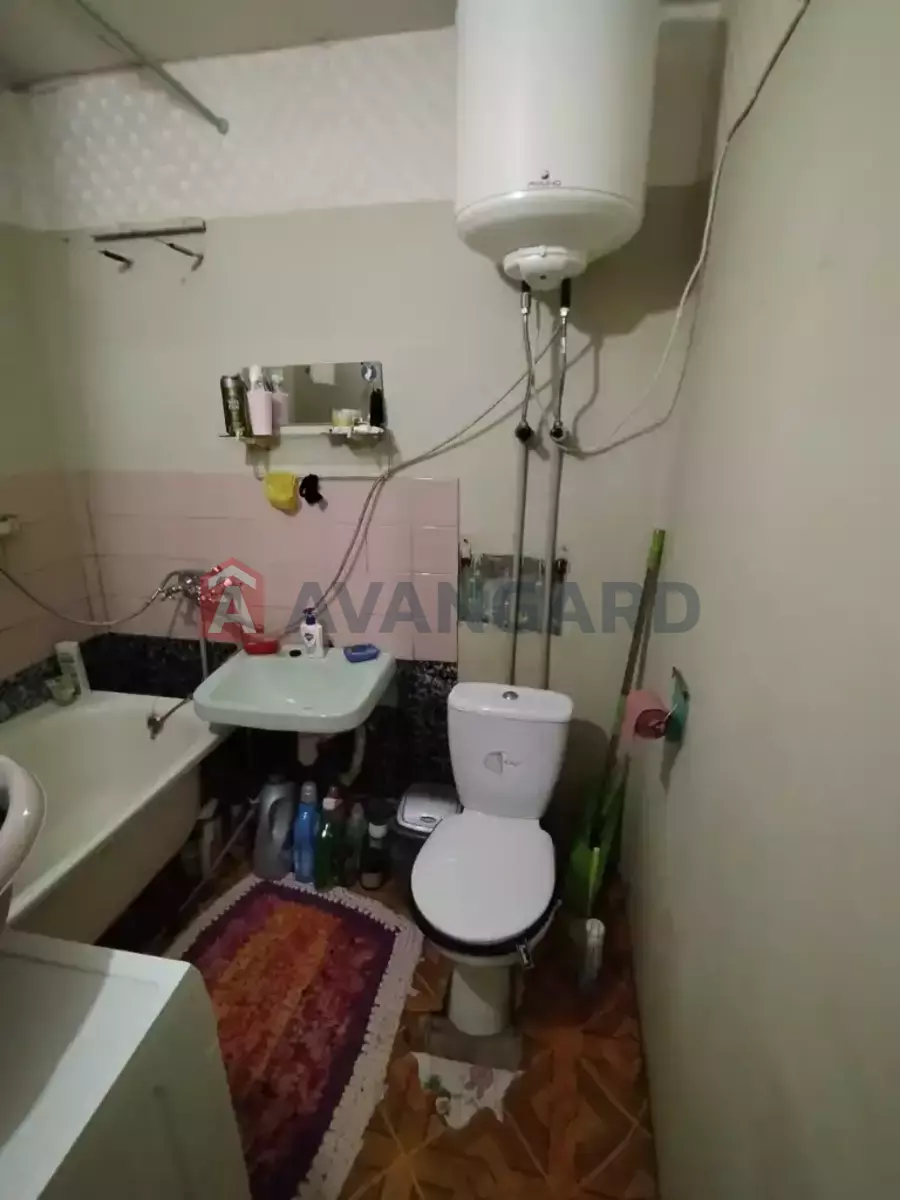 1 ��. ��������, 39/18/7 ��. �., 2/12 ������ ���� 6