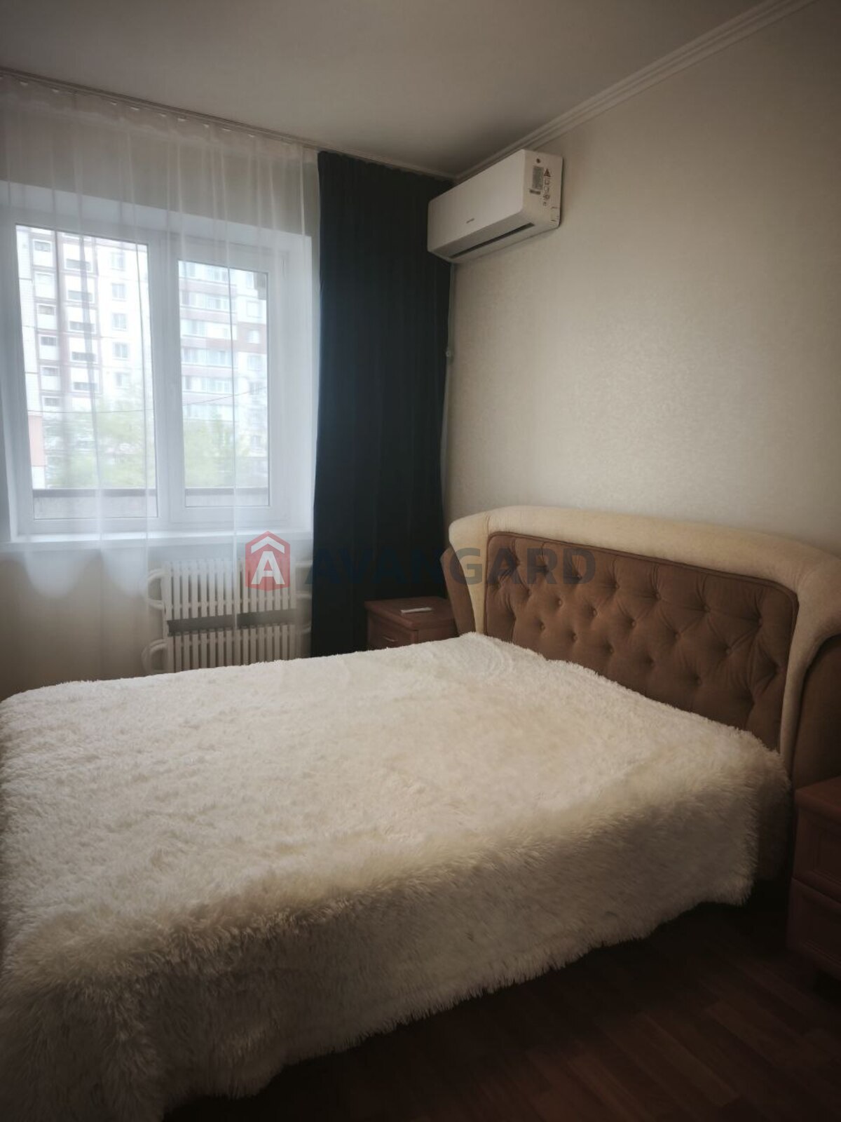 2 ��. ��������, 52/-/7 ��. �., 4/10 ������ ���� 9