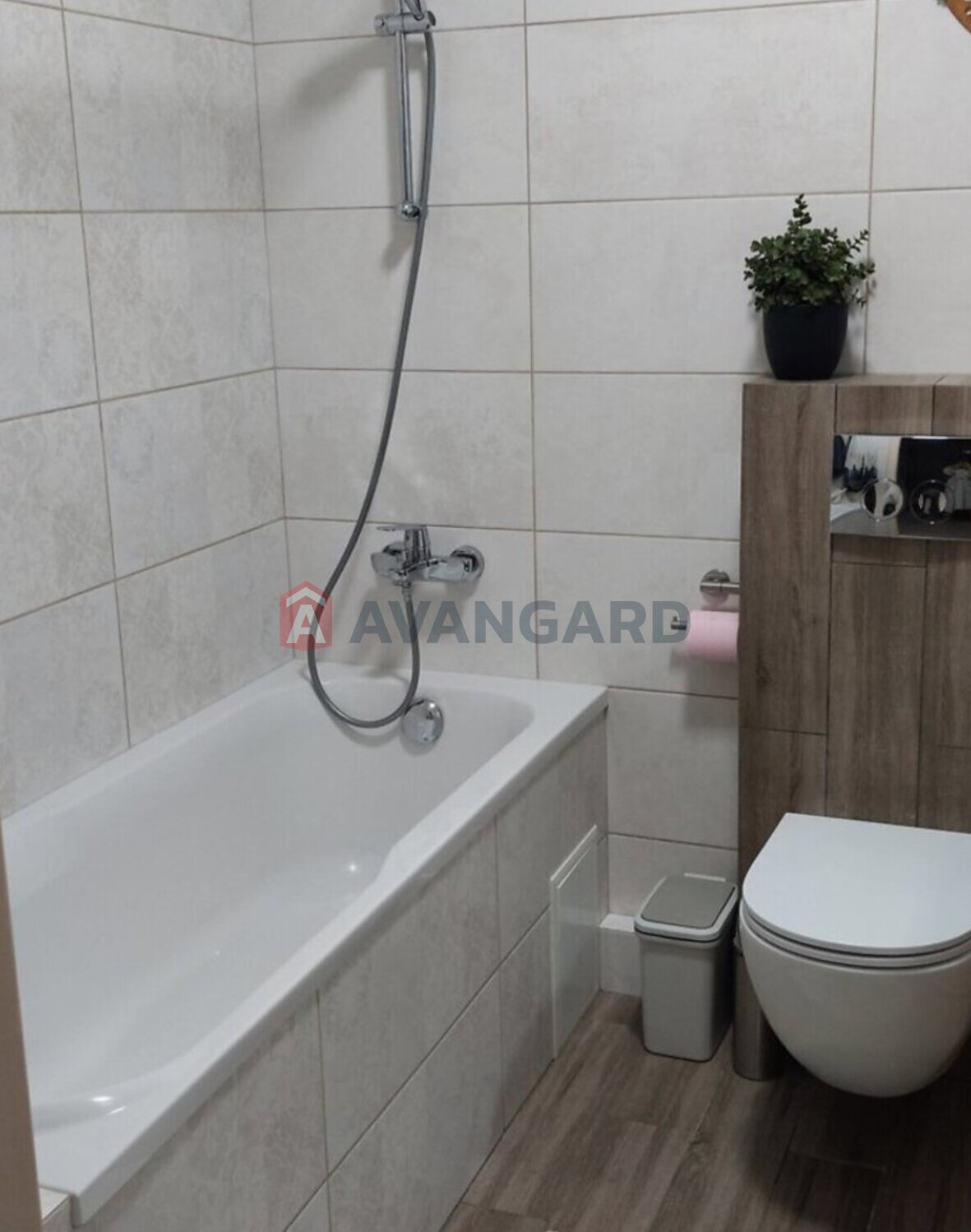 1 ����. ��������, 57/20/23 ��. �., 6/8 ���� ���� 14