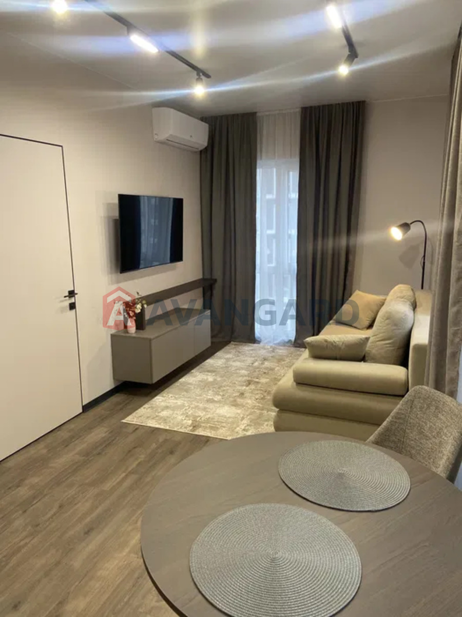 1 . , 41/-/20 . ., 10/21   6