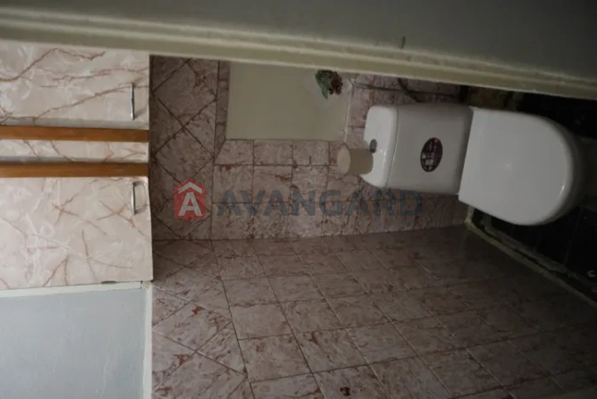 3 ��. ��������, 57/40/6 ��. �., 5/5 ������ ���� 15