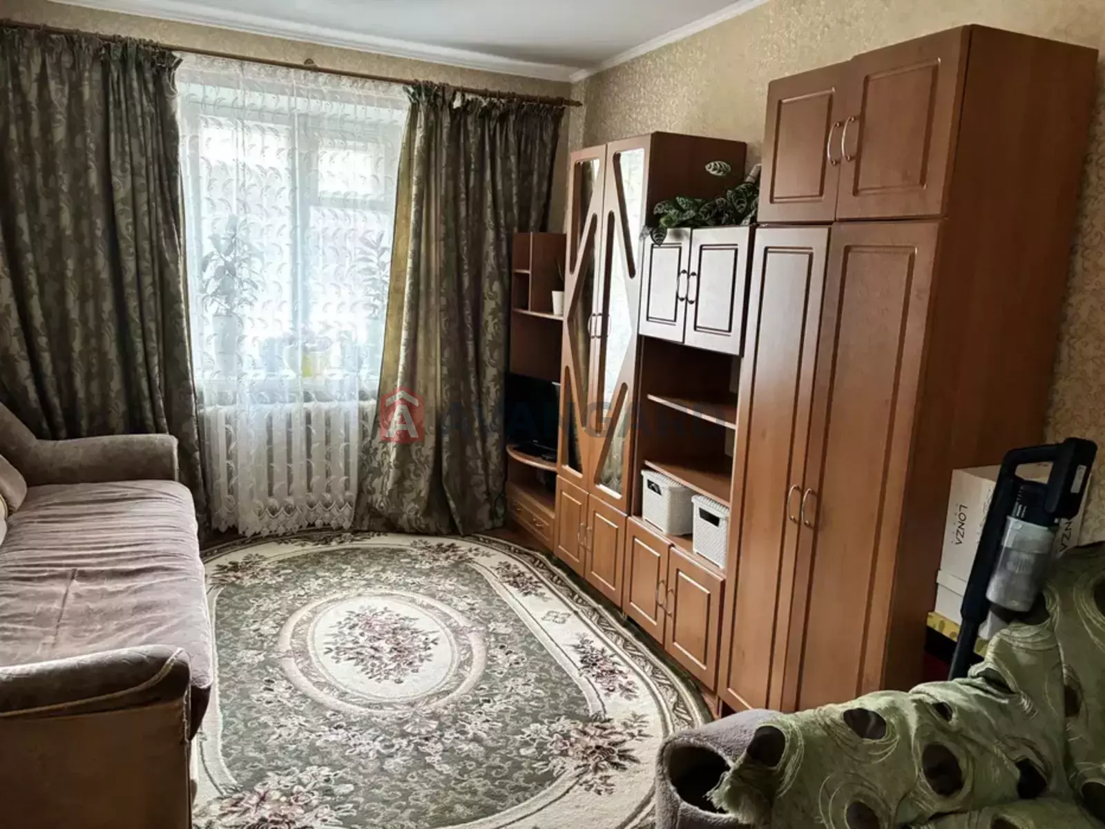 2 ��. ��������, 40/-/5 ��. �., 1/5 ������ ���� 7