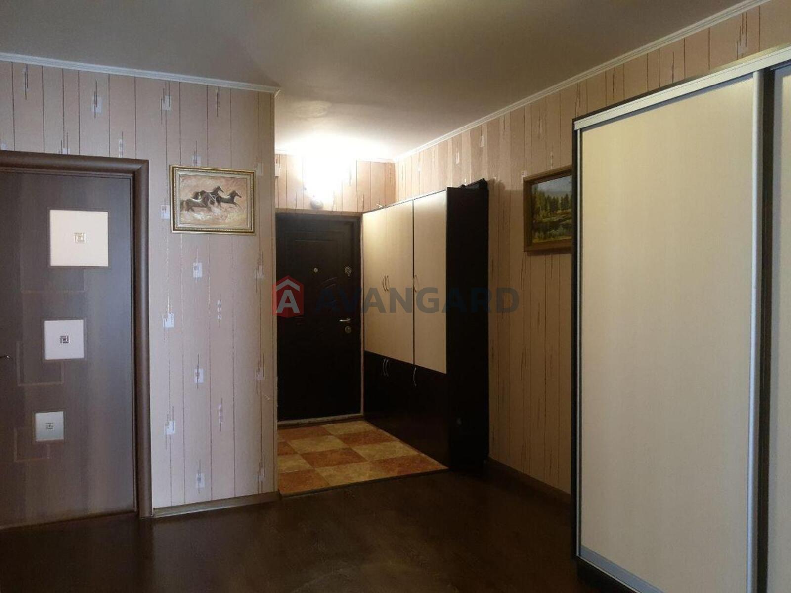 3 ����. ��������, 75/40/8 ��. �., 12/20 ���� ���� 9