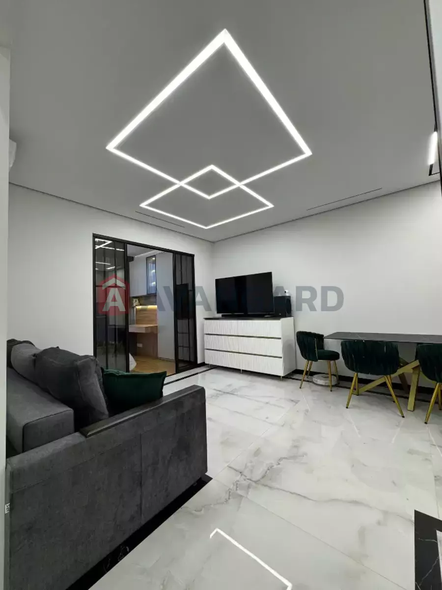 3 ��. ��������, 64/-/- ��. �., 6/13 ������ ���� 1