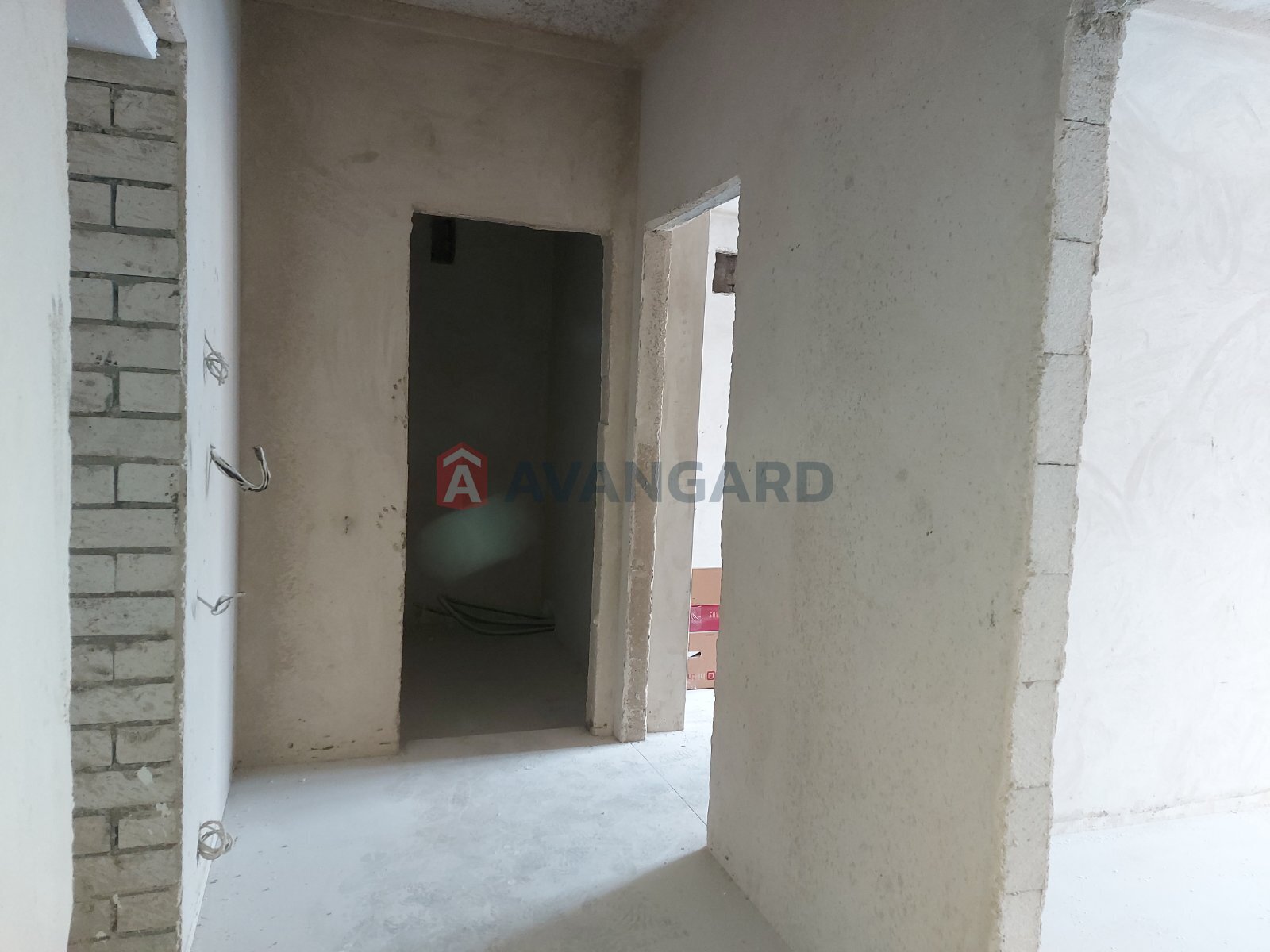 1 ��. ��������, 38.9/-/14.3 ��. �., 3/4 ������ ���� 7