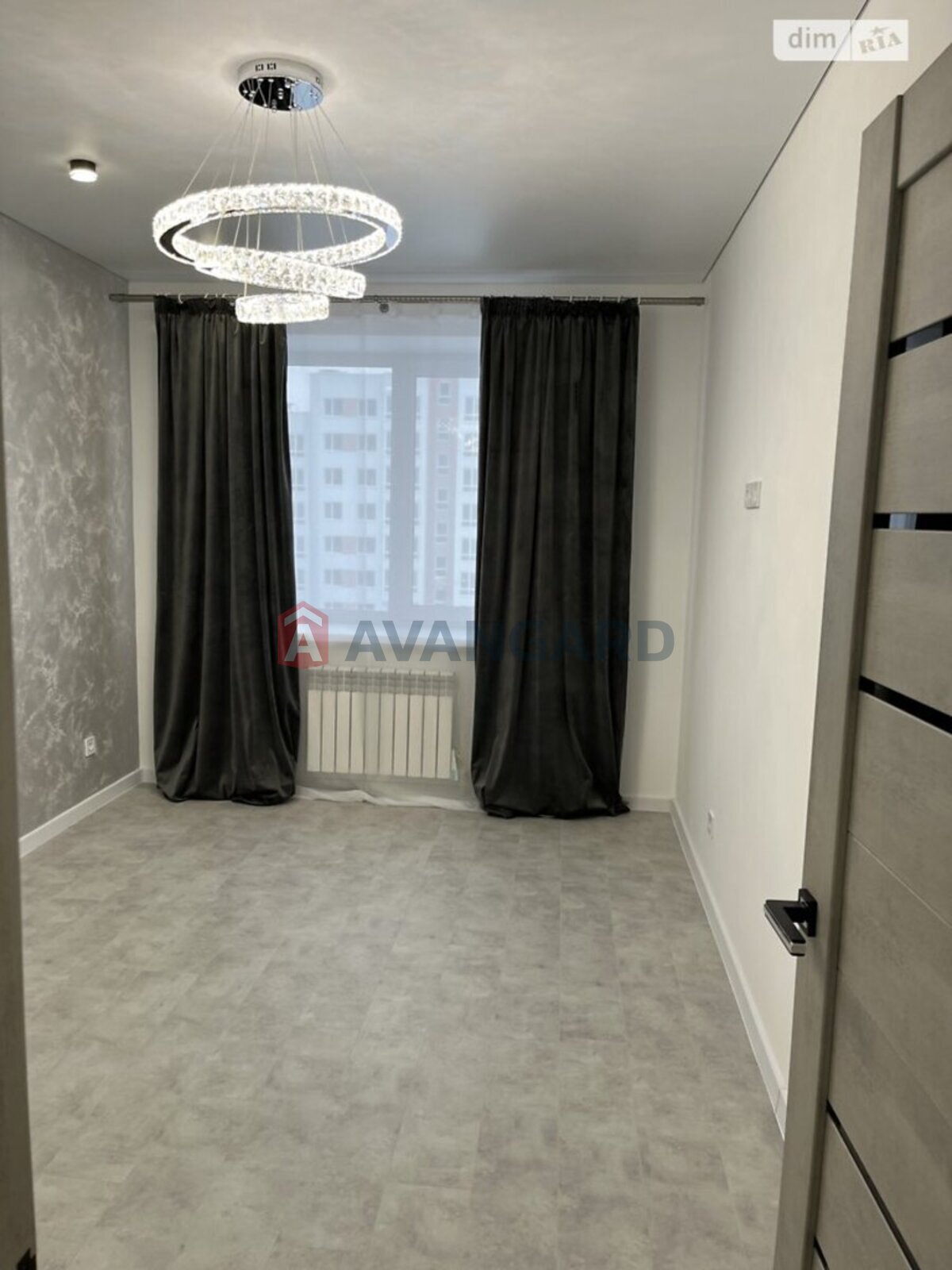 2 ��. ��������, 70/29/24 ��. �., 5/8 ������ ���� 18