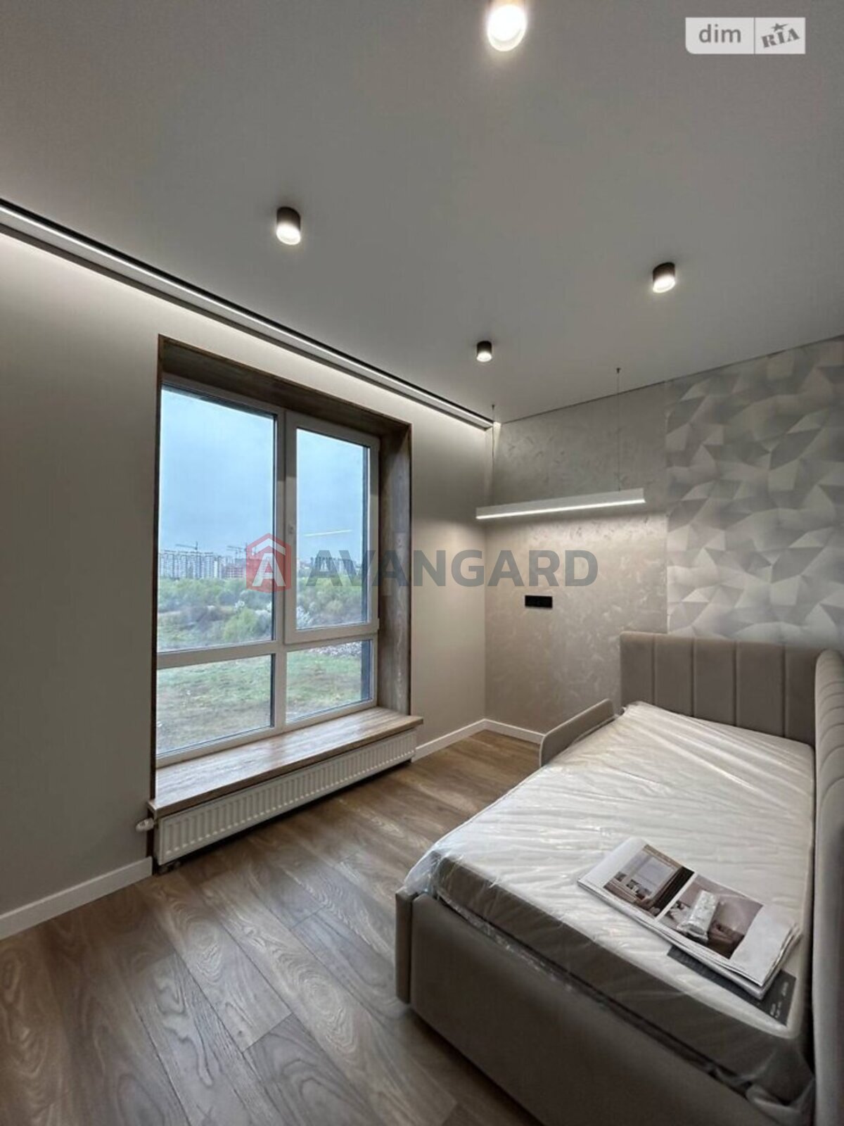 2 ��. ��������, 61/31/20 ��. �., 4/10 ������ ���� 16