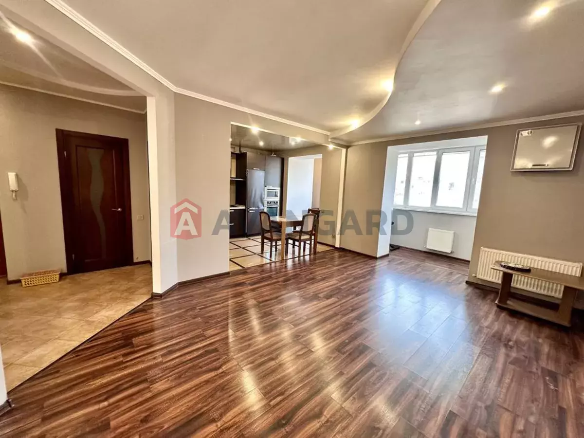 3 ����. ��������, 93/-/30 ��. �., 9/11 ���� ���� 19