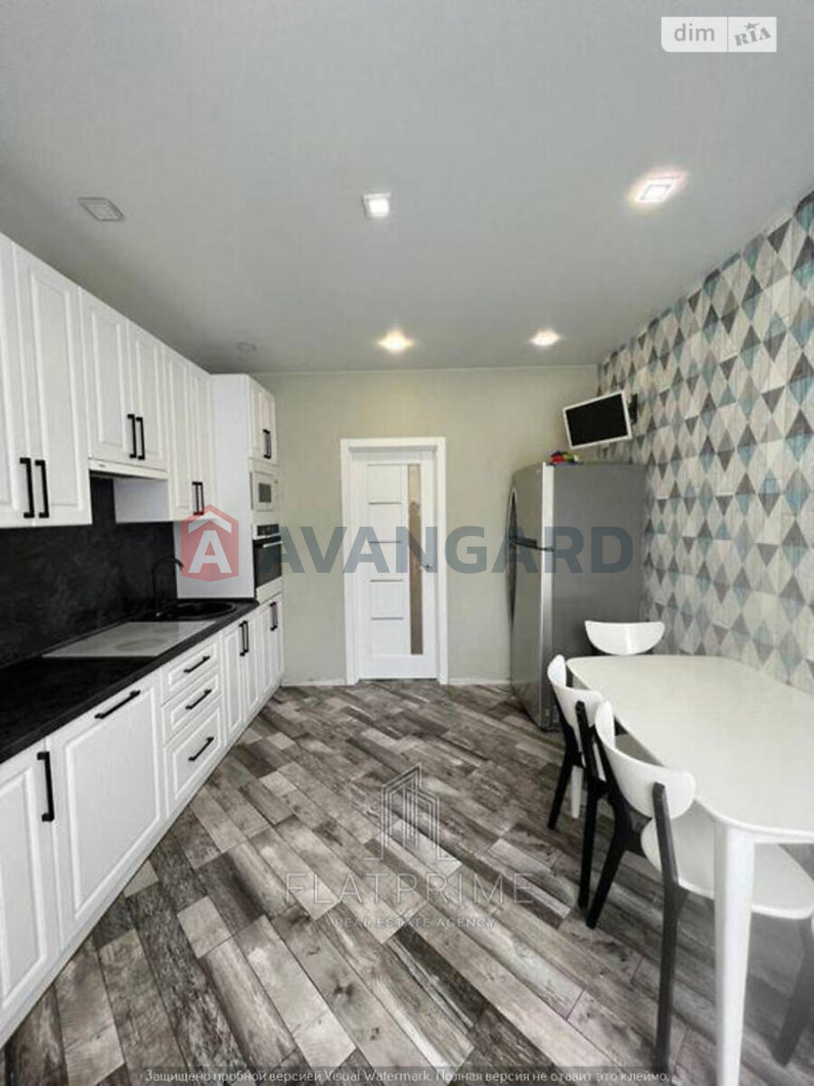 3 ��. ��������, 78/44/14 ��. �., 2/10 ������ ���� 2