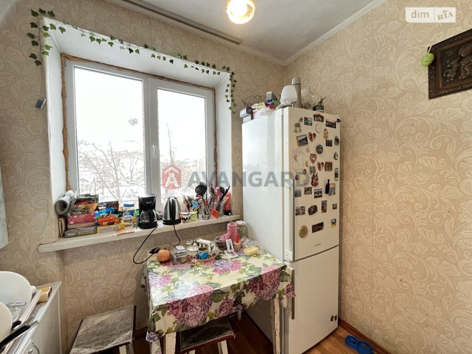 2 ��. ��������, 48/30/5 ��. �., 5/5 ������ ���� 9