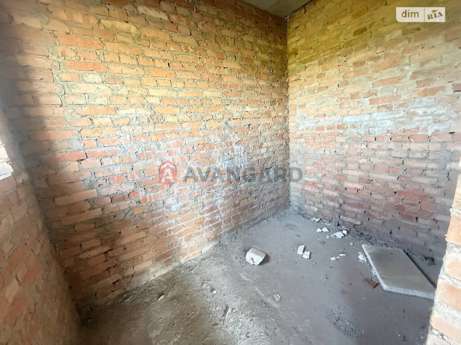 3 ����. ��������, 83/40/15 ��. �., 2/6 ���� ���� 5