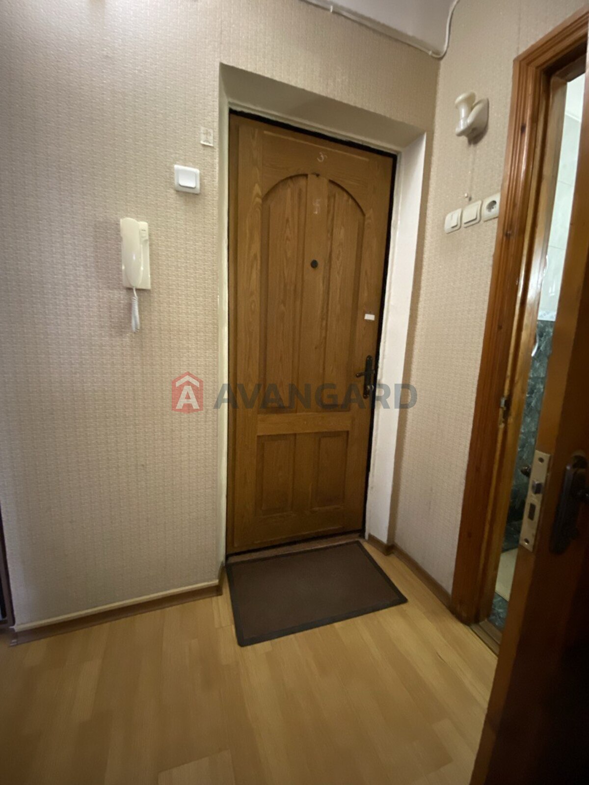 2 ��. ��������, 51/38/9 ��. �., 7/9 ������ ���� 12