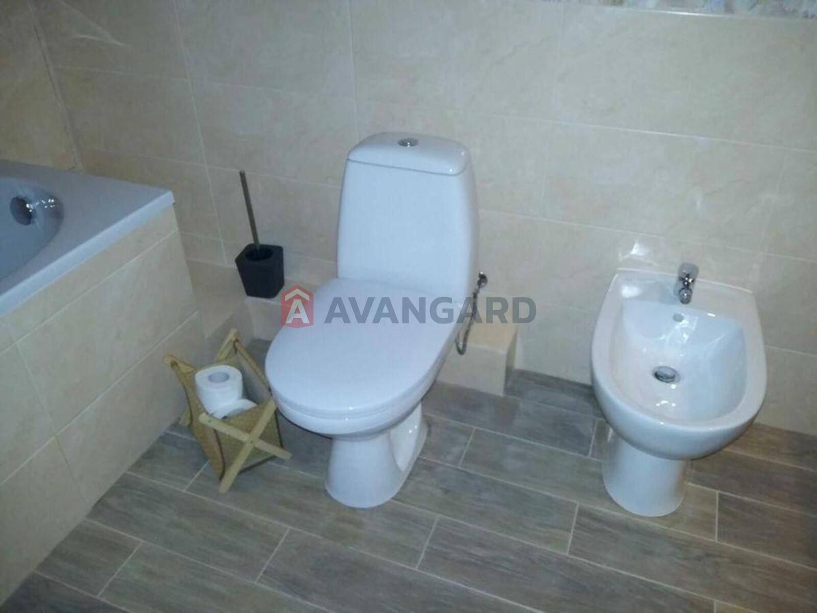 2 ��. ��������, 76/-/76 ��. �., 9/26 ������ ���� 15