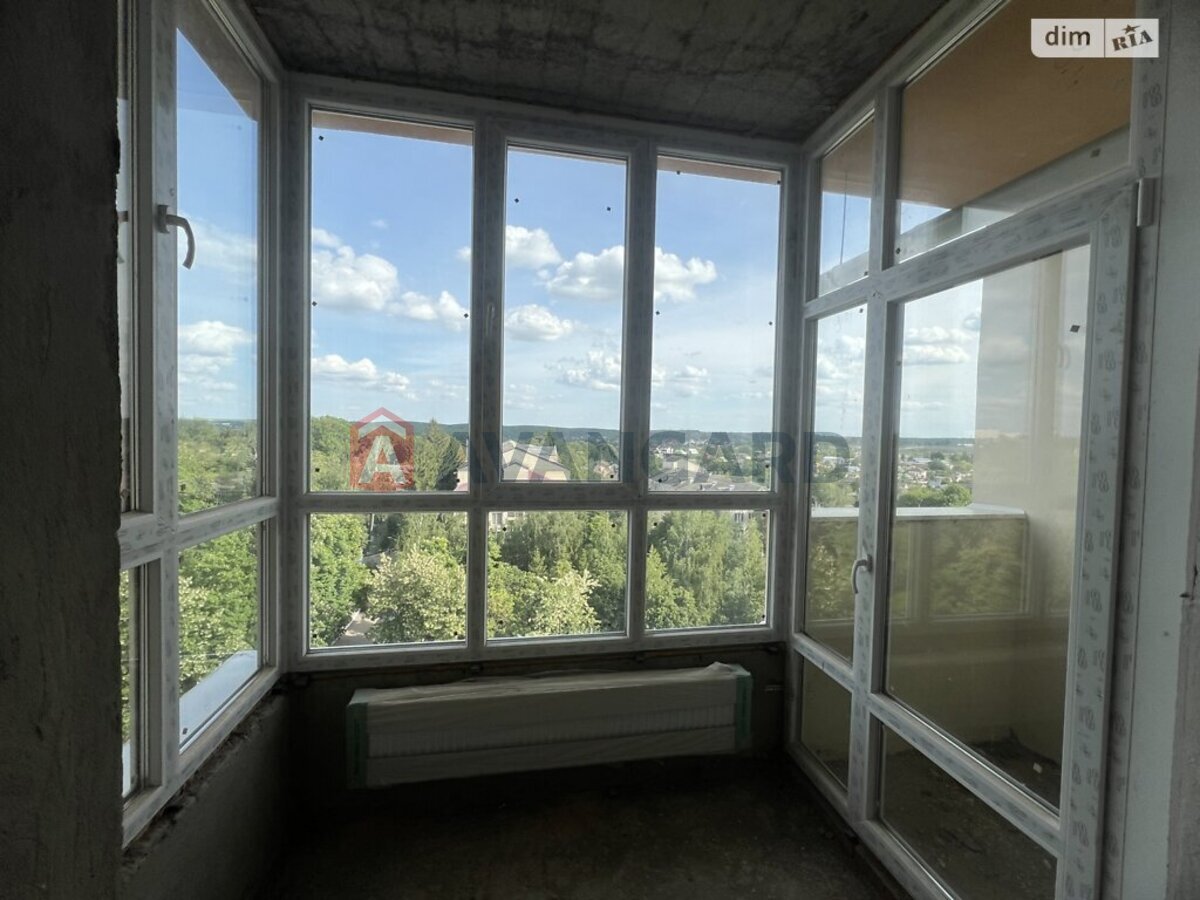 3 ��. ��������, 114/62/15 ��. �., 9/10 ������ ���� 8