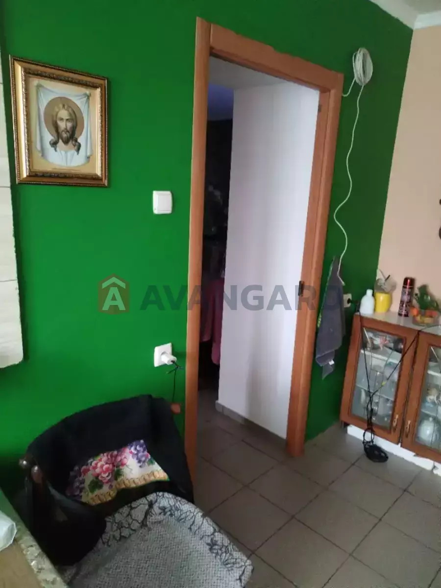 4 ��. ��������, 120/91/9 ��. �., 1/9 ������ ���� 7