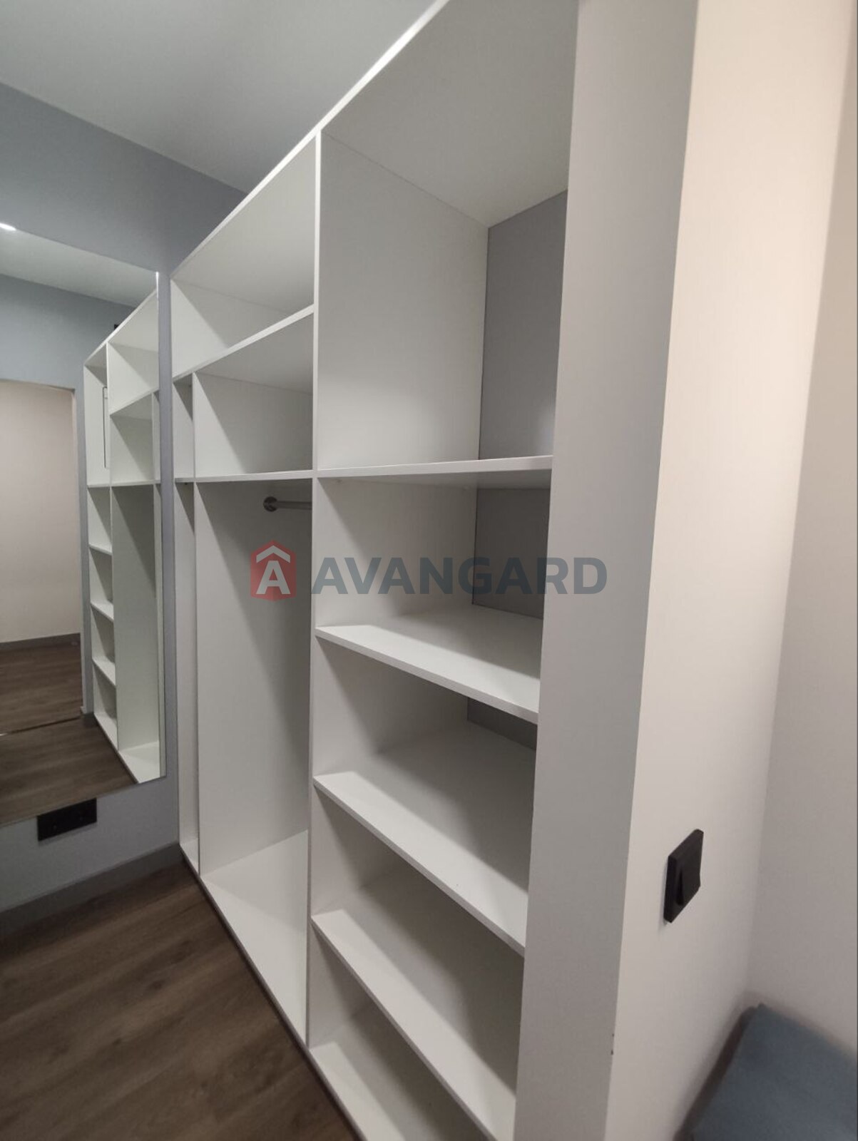 1 ��. ��������, 45/-/15 ��. �., 5/10 ������ ���� 7