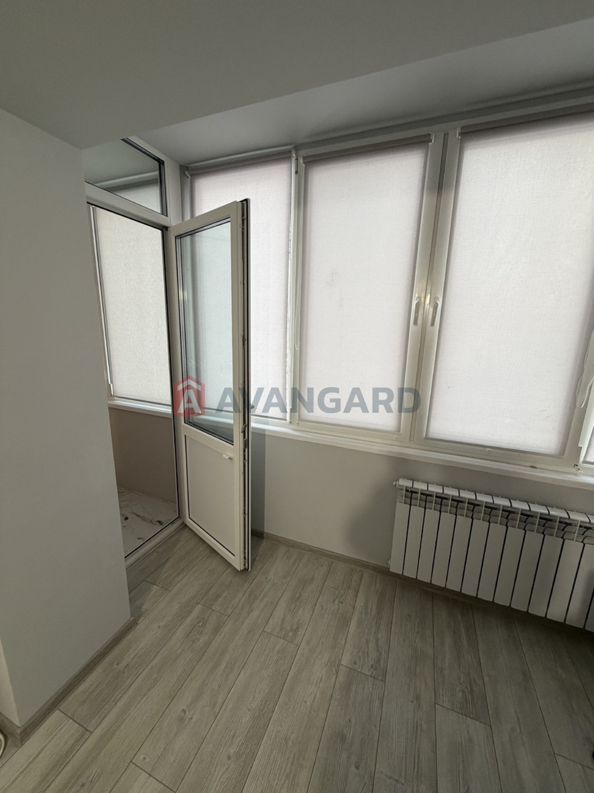 3 ����. ��������, 60/42/7 ��. �., 1/9 ���� ���� 4