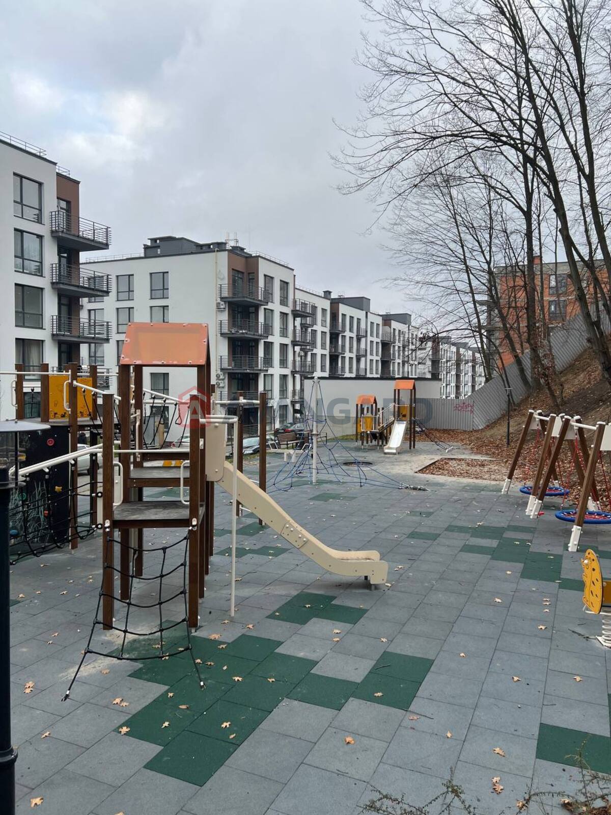 2 ����. ��������, 62,7/-/20.5 ��. �., 4/5 ���� ���� 7