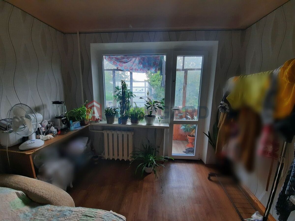 2 ��. ��������, 48/30/6 ��. �., 3/5 ������ ���� 1