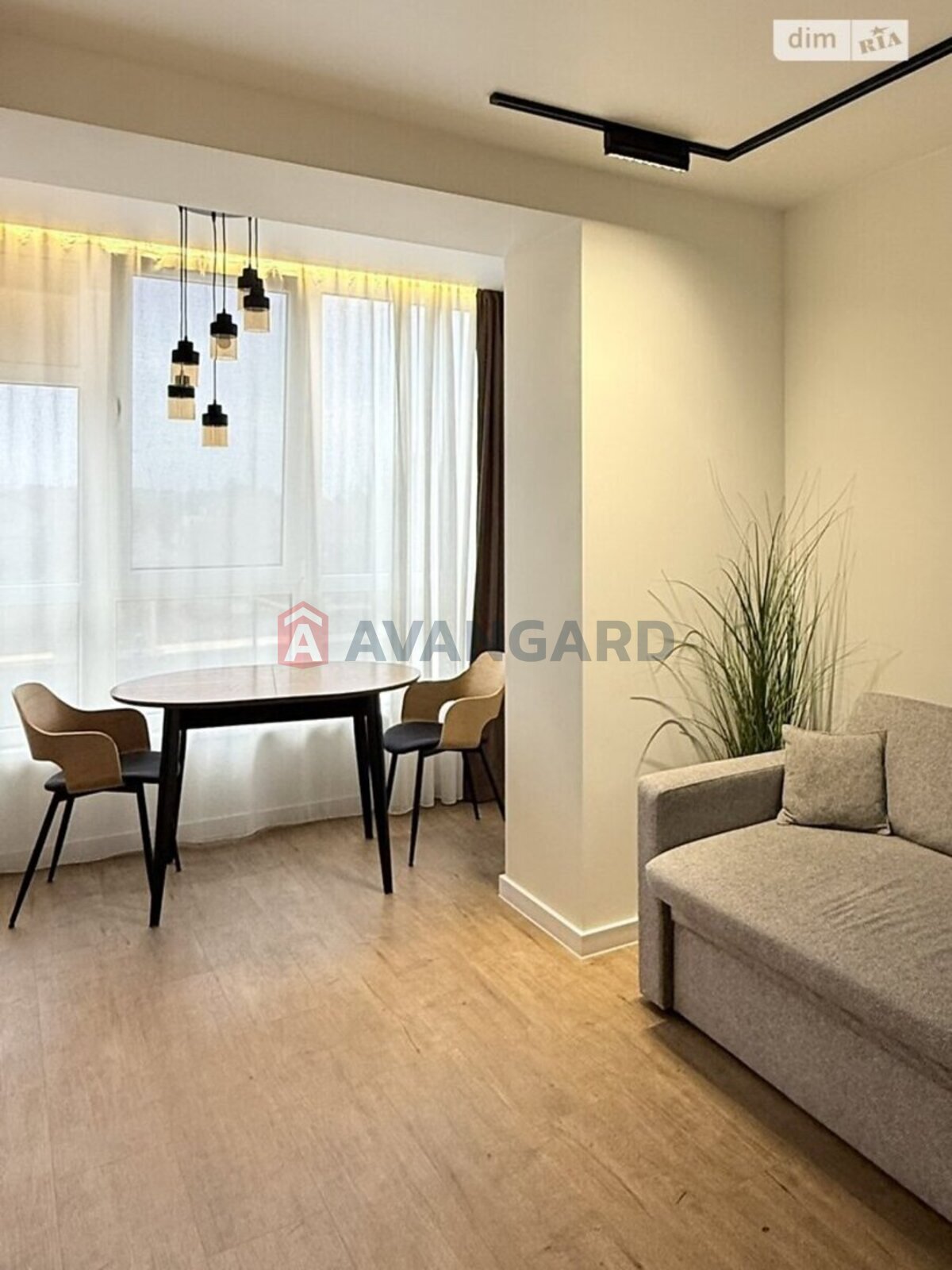 2 ��. ��������, 72/41/- ��. �., 2/10 ������ ���� 6