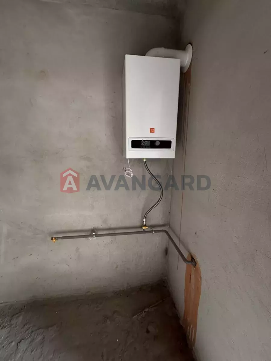 2 ��. ��������, 48/-/18 ��. �., 1/10 ������ ���� 3