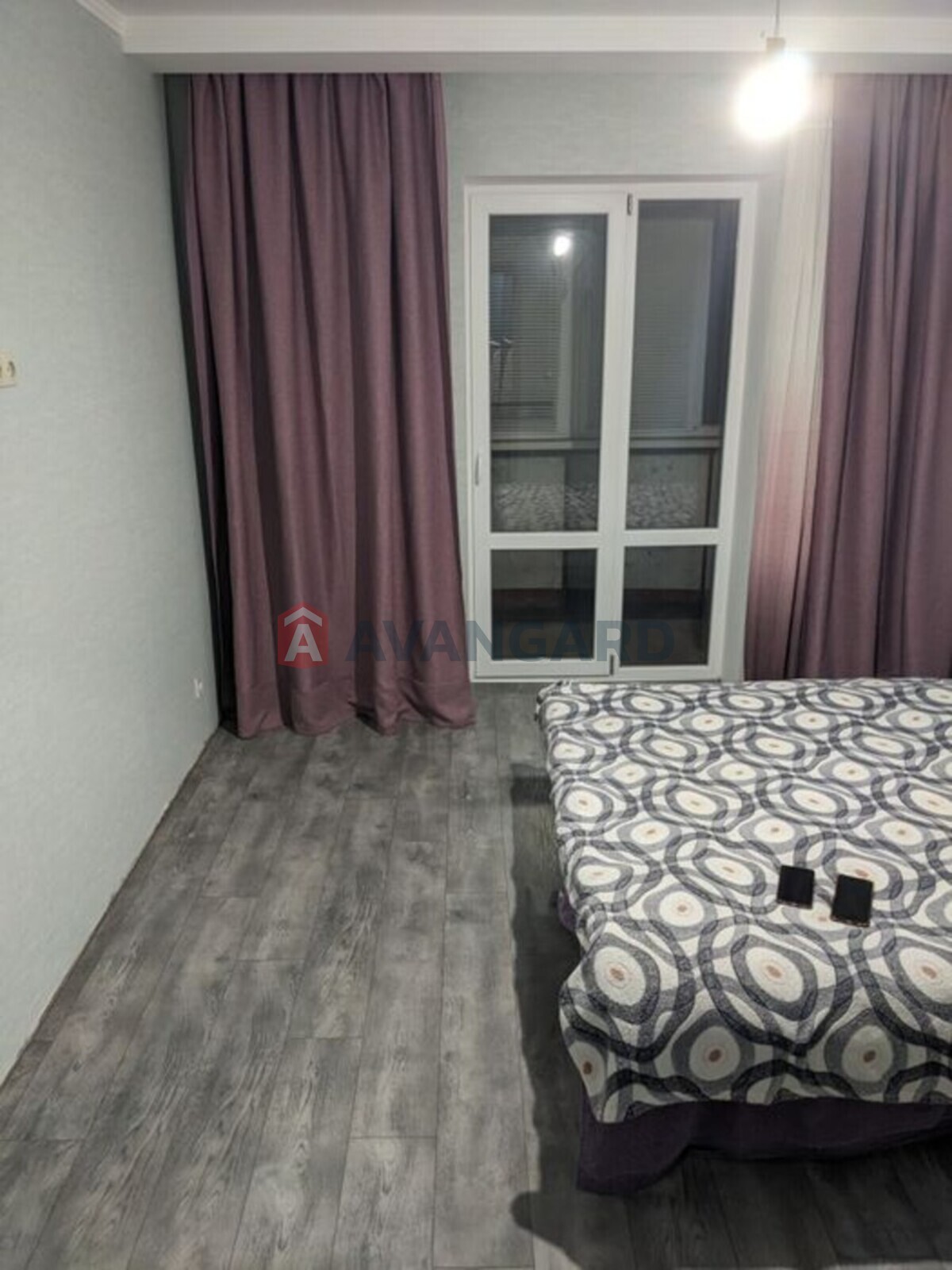 2 ��. ��������, 53/-/9 ��. �., 10/10 ������ ���� 5