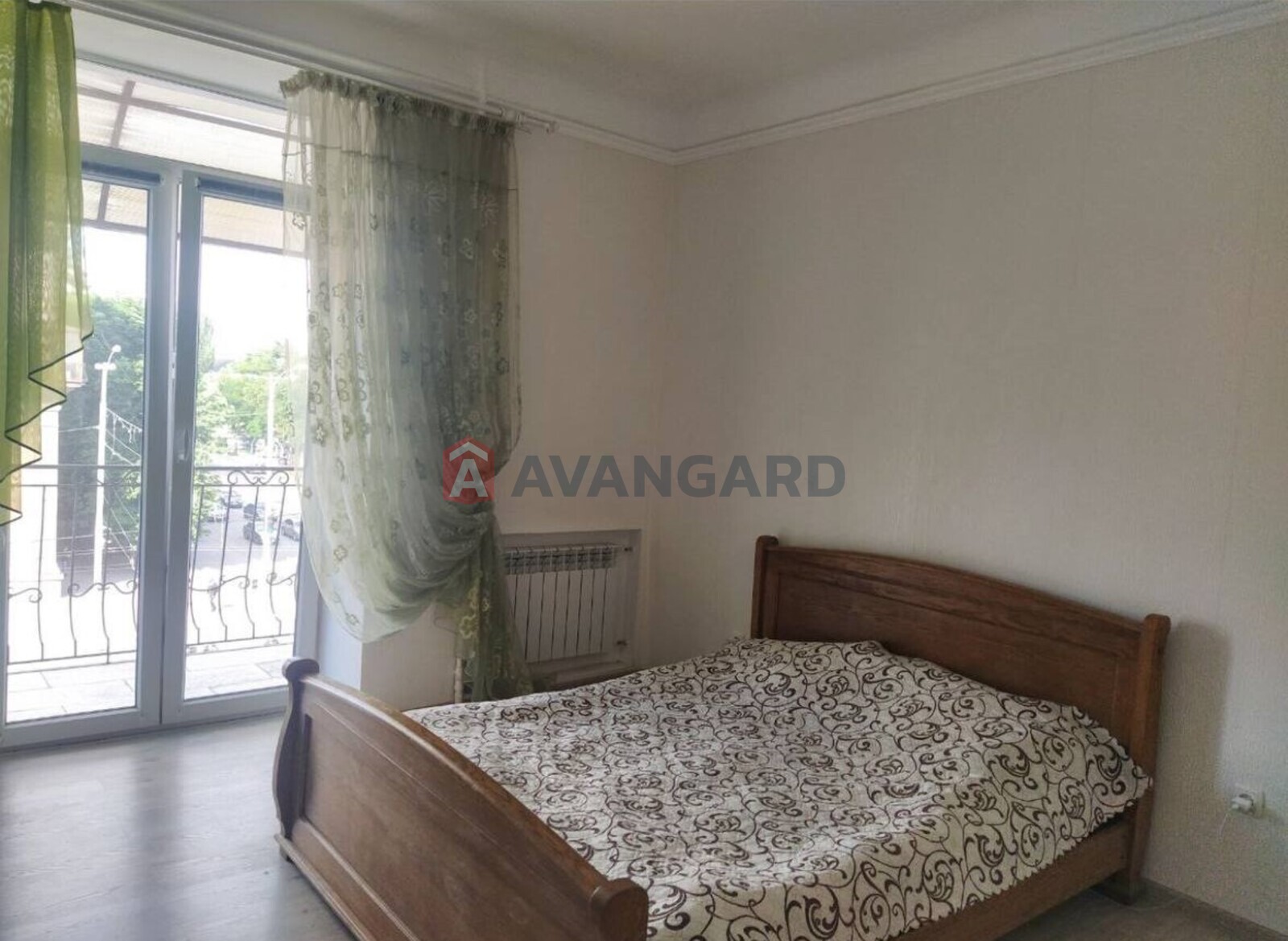 2 ��. ��������, 53/-/9 ��. �., 4/5 ������ ���� 11