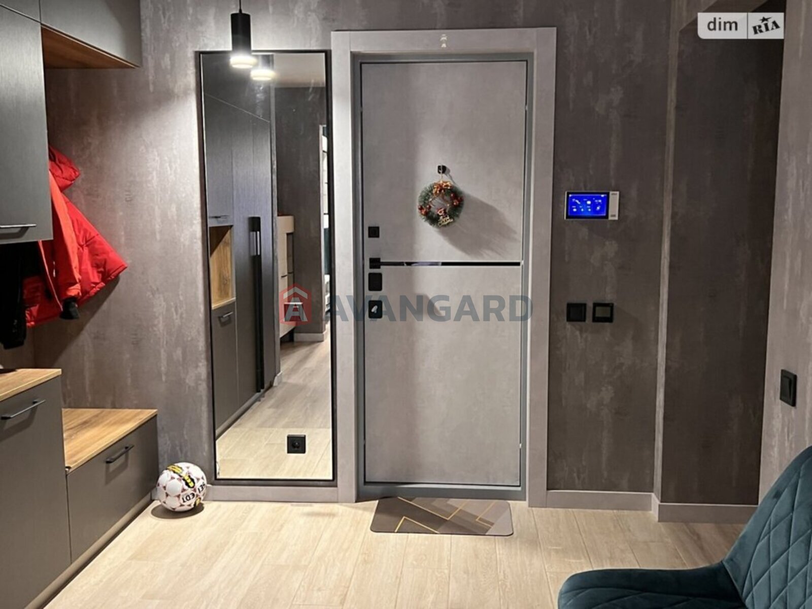 3 ��. ��������, 78/-/10 ��. �., 5/10 ������ ���� 7