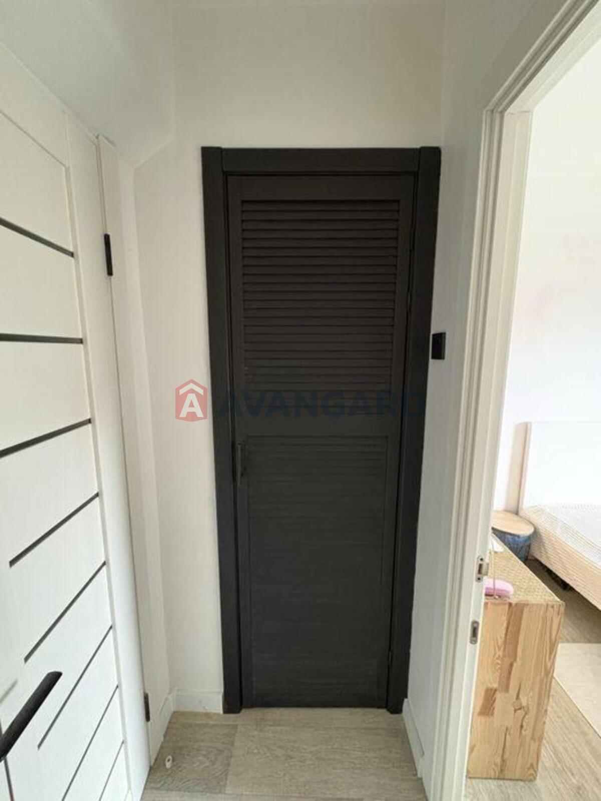 2 ����. ��������, 41/-/6 ��. �., 5/5 ���� ���� 4