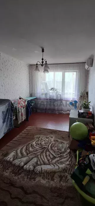 3 ��. ��������, 65/-/8 ��. �., 3/10 ������ ���� 9