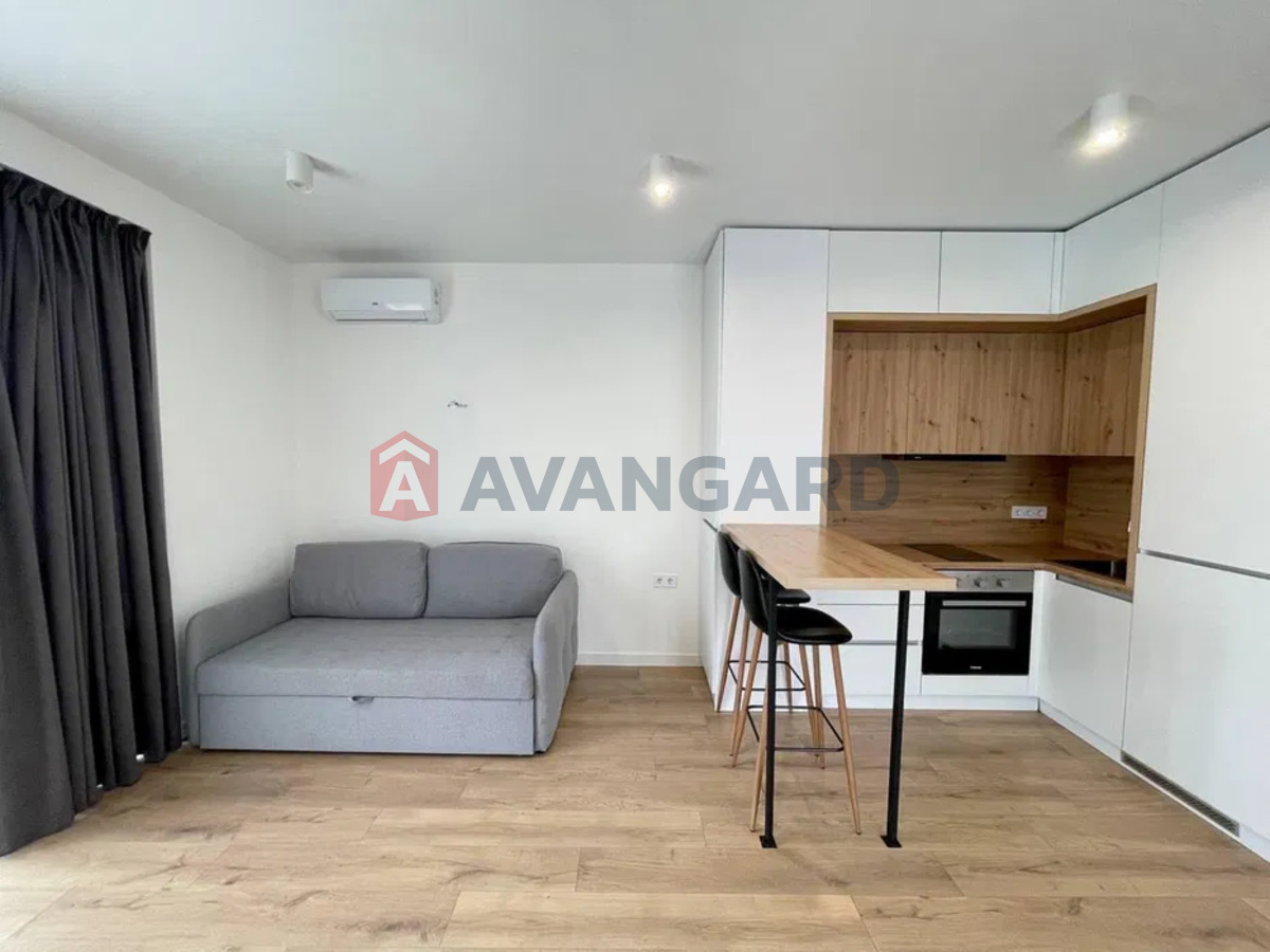 1 ��. ��������, 31/-/8 ��. �., 3/5 ������ ���� 8