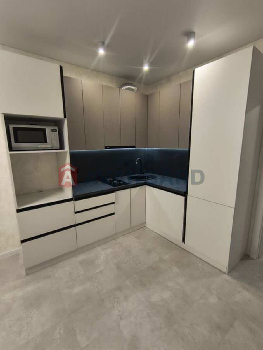 1 ����. ��������, 49/-/19 ��. �., 8/11 ���� ���� 19