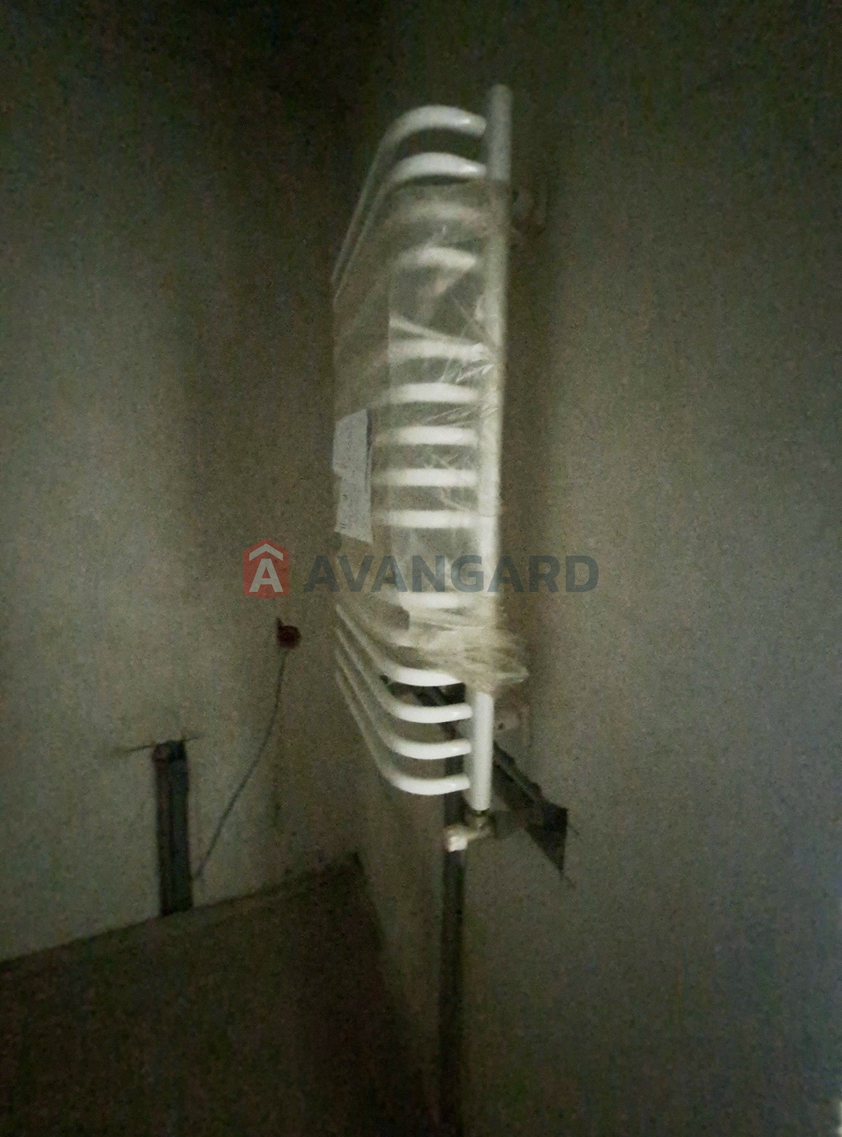 1 ����. ��������, 46,6/-/18 ��. �., 9/10 ���� ���� 10