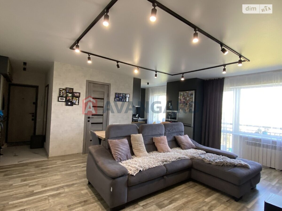 3 кім. квартира, 69/-/15 кв. м., 8/9 поверх фото 7 3 кім. квартира, 69/-/15 кв. м., 8/9 поверх фото 7