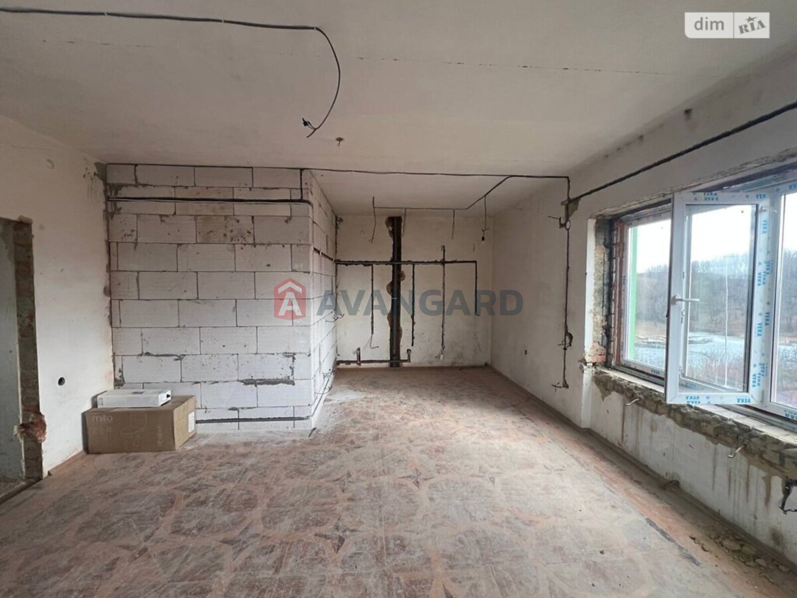 2 ��. ��������, 46/28/9 ��. �., 2/4 ������ ���� 9