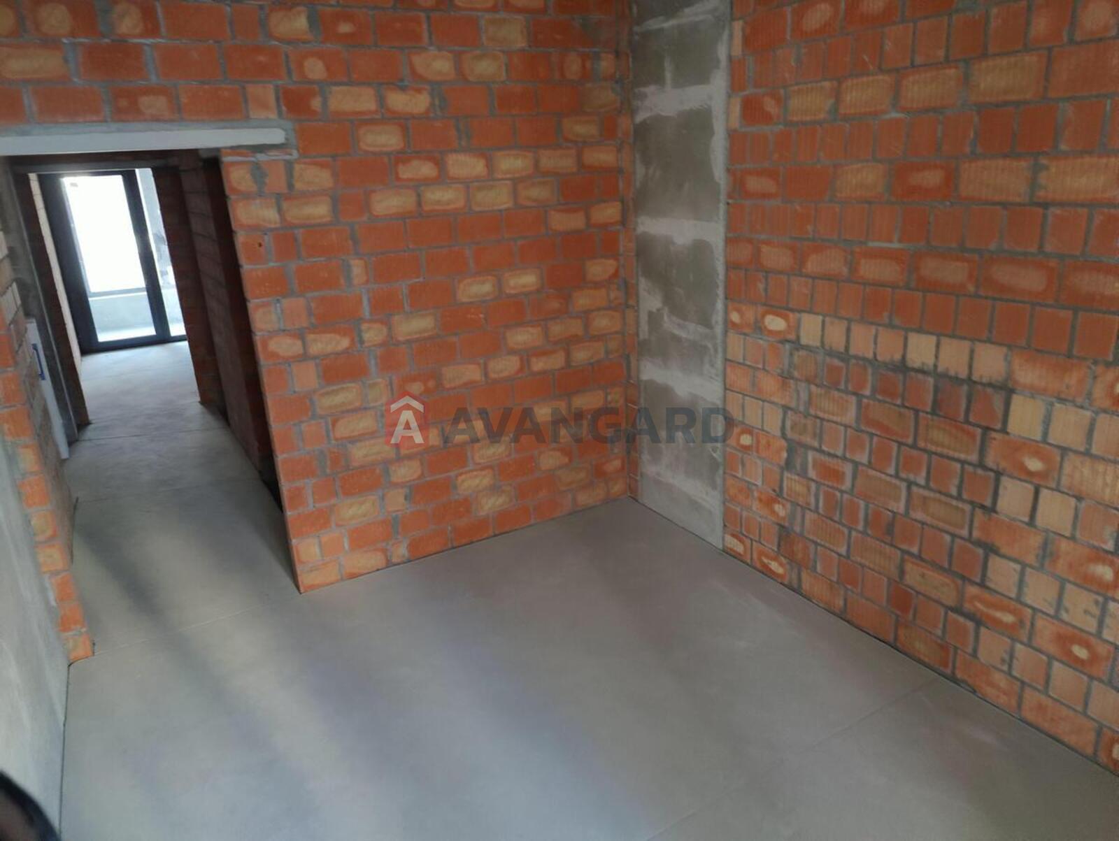 2 ��. ��������, 64/23/20 ��. �., 5/8 ������ ���� 18