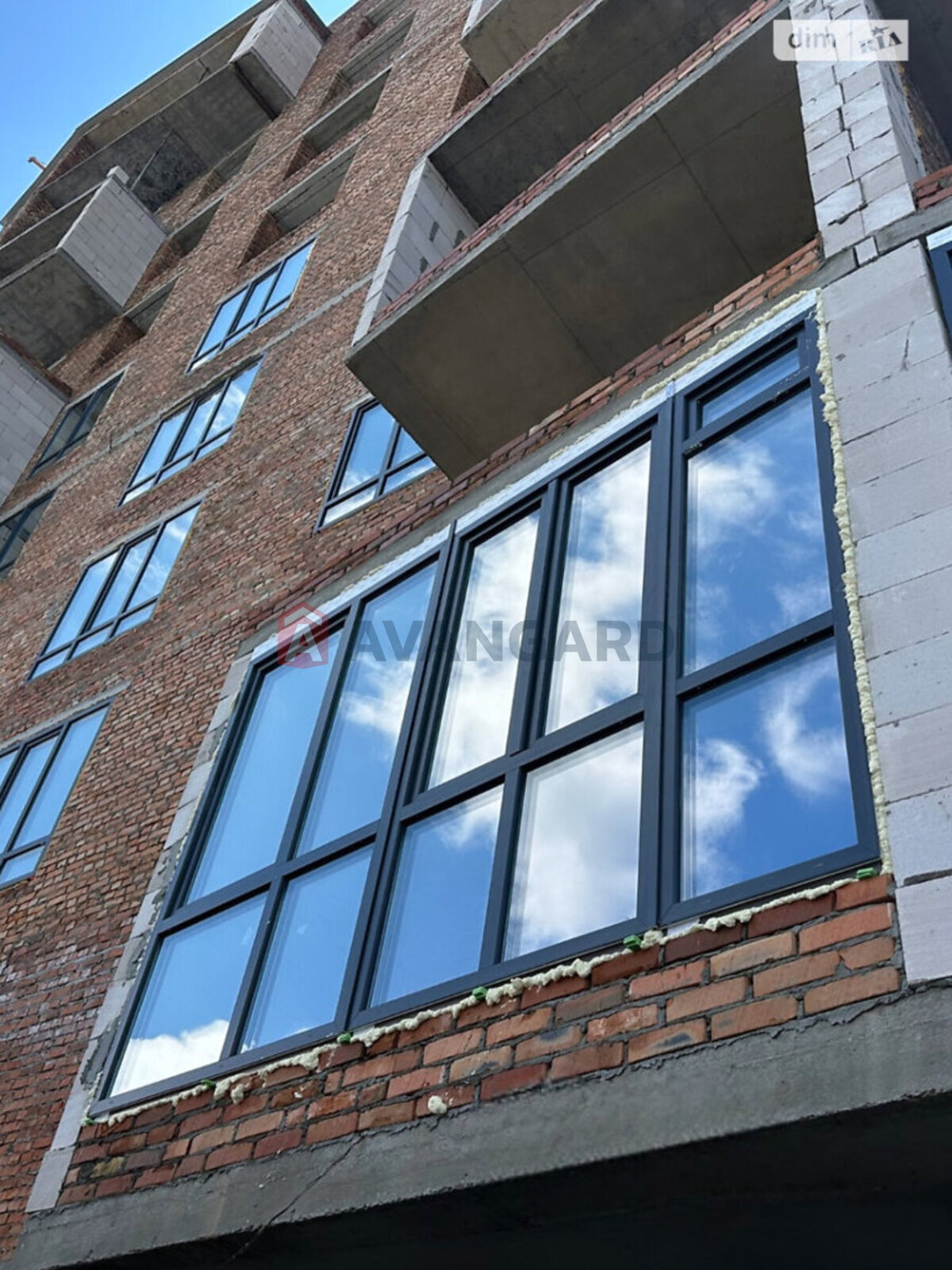 2 ��. ��������, 82/-/- ��. �., 3/10 ������ ���� 7