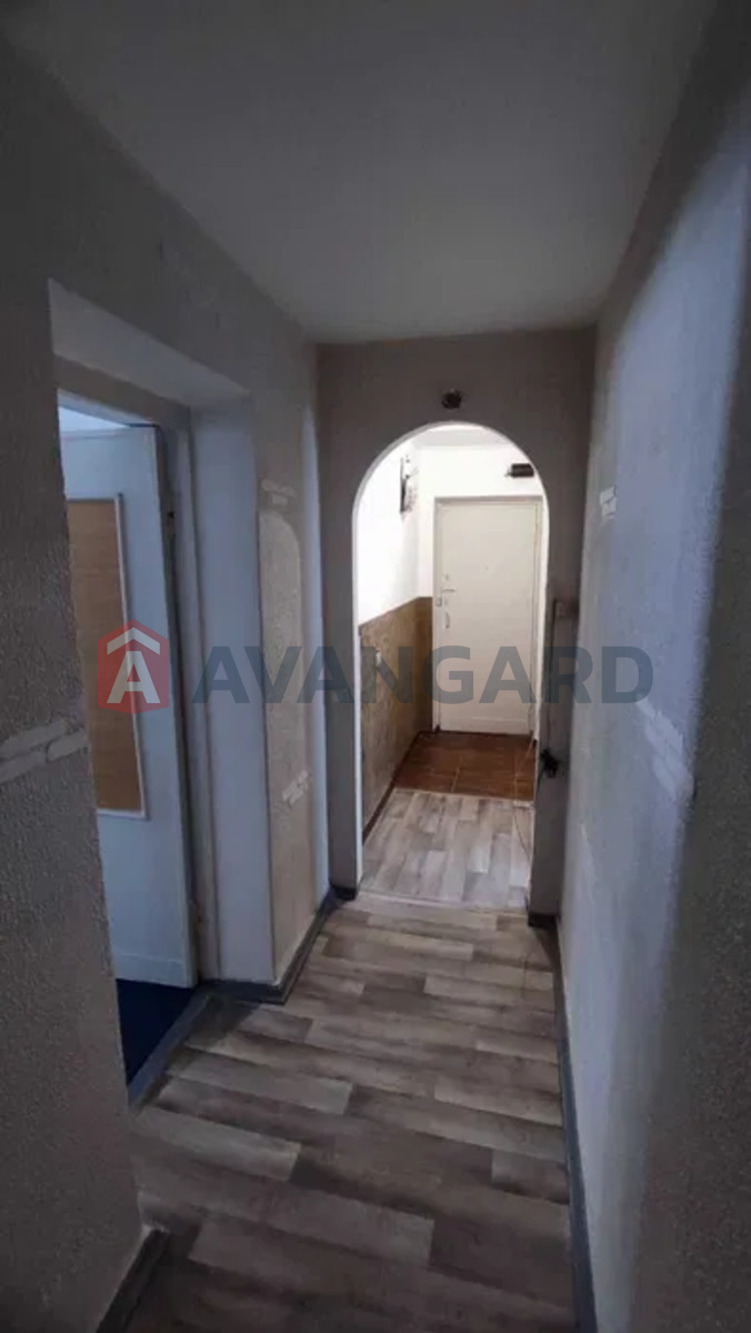 3 ��. ��������, 57/-/6 ��. �., 1/5 ������ ���� 6